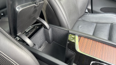 Volvo XC60 2.0 B5P Ultimate Dark 5dr AWD Geartronic Petrol Estate